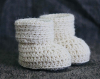 Cream Cuffed Baby Booties - 0 to 3 or 3 to 6 Months