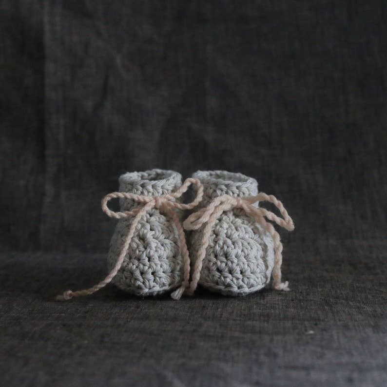 Light Grey Baby Booties with Light Pink Ties 3 to 6 Months image 3