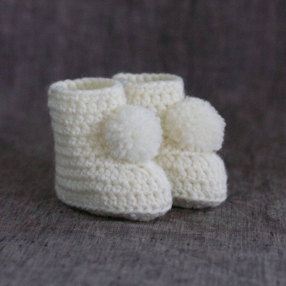 Cream Baby Shoes With Pom Poms - 0 to 3 Month or 3 to 6 Month Sizes - Etsy