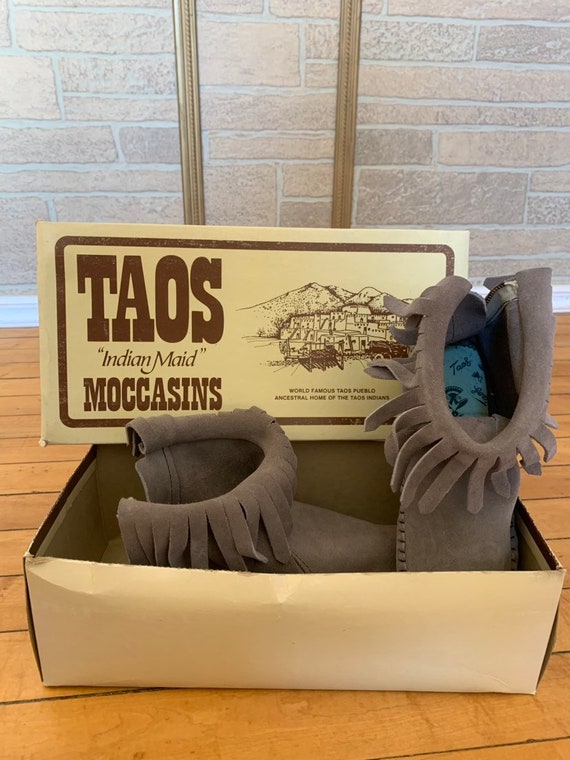 Taos Moccasins Size 4