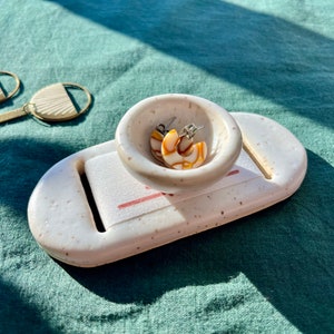 Medium White Sunshine Jewelry Tray & Pot image 2