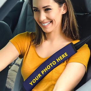 Coppia personalizzata di copri cinture di sicurezza utilizzando la tua foto o design - Ottimo regalo per gli automobilisti - NESSUN RIMBORSO
