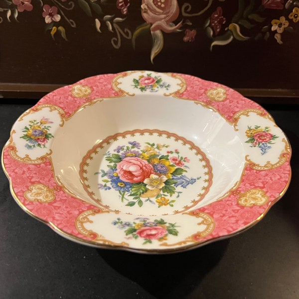 Royal Albert Lady Carlyle. Pasta plate, deep plate, soup plate. 21cm. Vintage English Porcelain, Bone China. Tableware, dining
