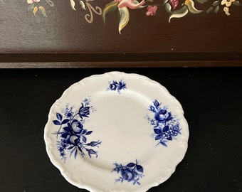 Royal Albert Connosseuir, pastry plate/dessert plate, 16 cm. To compose a trio Vintage English porcelain. Bone China.
