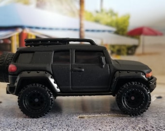 Christmas ornament, 2010 Toyota FJ Cruiser retro pop culture SUV truck off road, Truck accessories decor 4x4 mirror charm hanger TRD Adorno