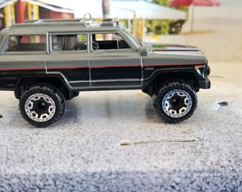 Christmas ornament, 1988 SUV Grand ornament, 4x4 off road, truck charm, pickup, road trip, trail rated unlimited accessories Moab Camping