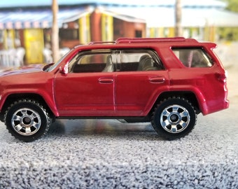 Christmas ornament, 2018 Toyota 4Runner retro pop culture, pickup truck off road, SUV accessories decor 4x4 mirror charm hanger TRD adorno