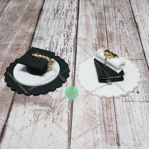 Fondant Graduation 3D Cupcake Toppers (12) - Fondant Cupcakes Toppers, Edible Graduation Cupcake Toppers, Fondant Graduation Cupcake Toppers