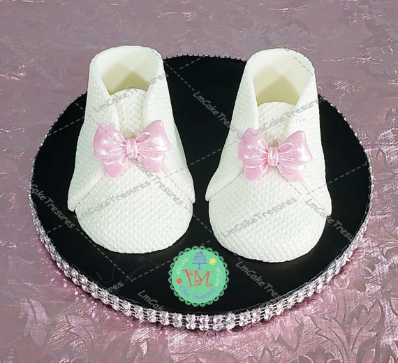 fondant baby booties