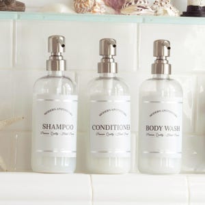 Set of 3 Clear Plastic Shampoo Bottles, Soap Dispenser Set with Waterproof Labels, Pump Bottles for Shampoo, Conditioner, Body Wash and More
