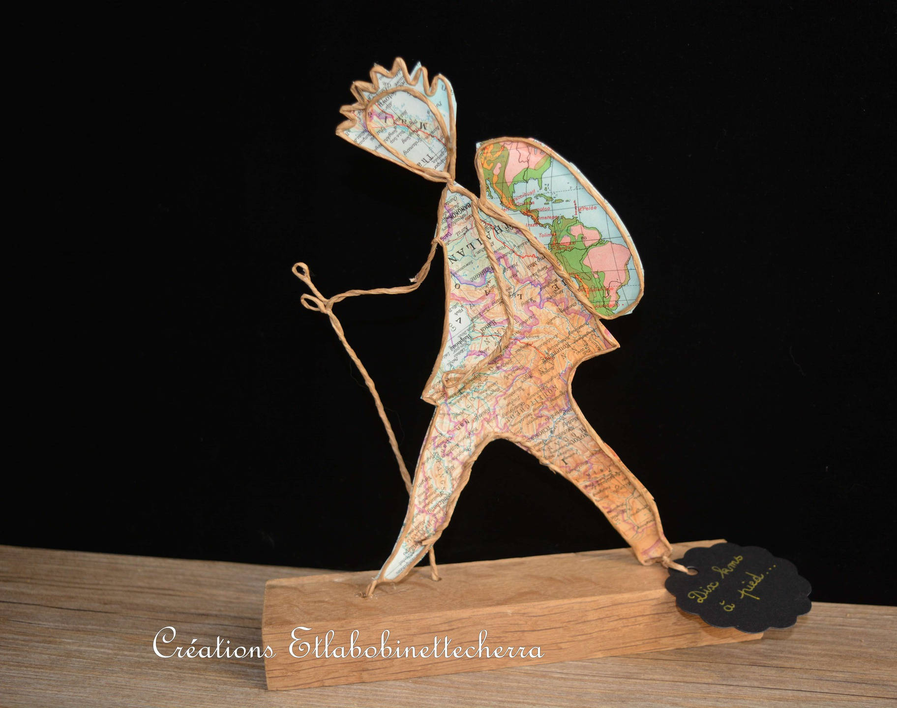 Cadeau Voyageurs, Cadeau Marcheur, Figurine Ficelle, Créations Etlabobinettecherra, Sculpture Ficell