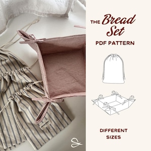 Könnte beinhalten: Ein Brotset mit einem rot-weiß karierten Korb mit passenden Bindebändern und drei gestreiften Kordelzugbeuteln. Das Bild enthält auch den Text "The Bread Set PDF Pattern" und Illustrationen des Sets.