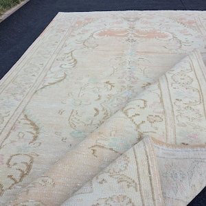 Handmade Oushak Rug 5.8x9.6 ft: Vintage Turkish Wool Area Rug