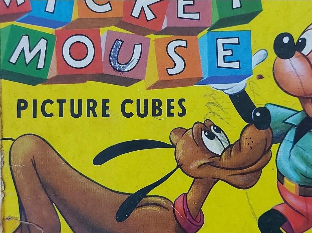 アンティーク雑貨 Walt Disney Mickey Mouse Picture Cubes il_fullxfull.5689720154_bz68.jpg