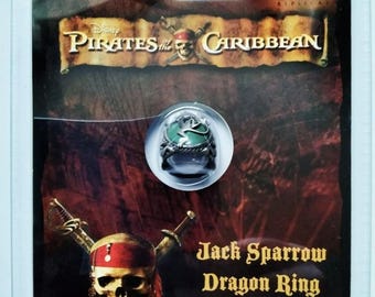 Disney Pirates of the Caribbean Replica Jack Sparrow Dragon Ring Master Replicas