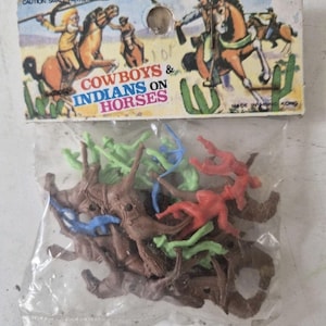 Cowboys Indians On Horses Vintage Toy Soldiers Western 1970s Hong Kong Rare