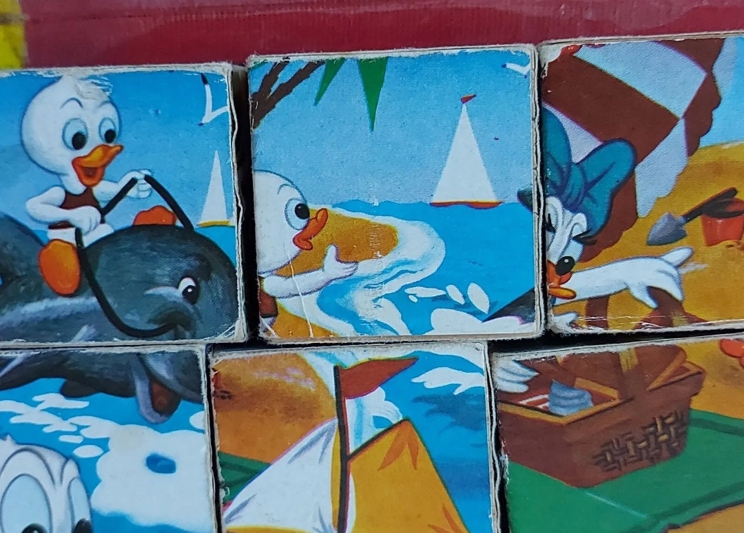 Vintage Disney Mickey Mouse Picture Cubes Puzzle Set en caso