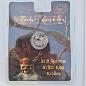 Disney Pirates of the Caribbean Replica Jack Sparrow Button Ring Master Replicas