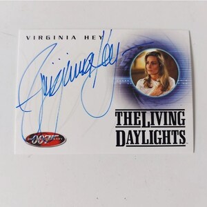 Carte autographe 40e anniversaire Virginia Hey James Bond A15
