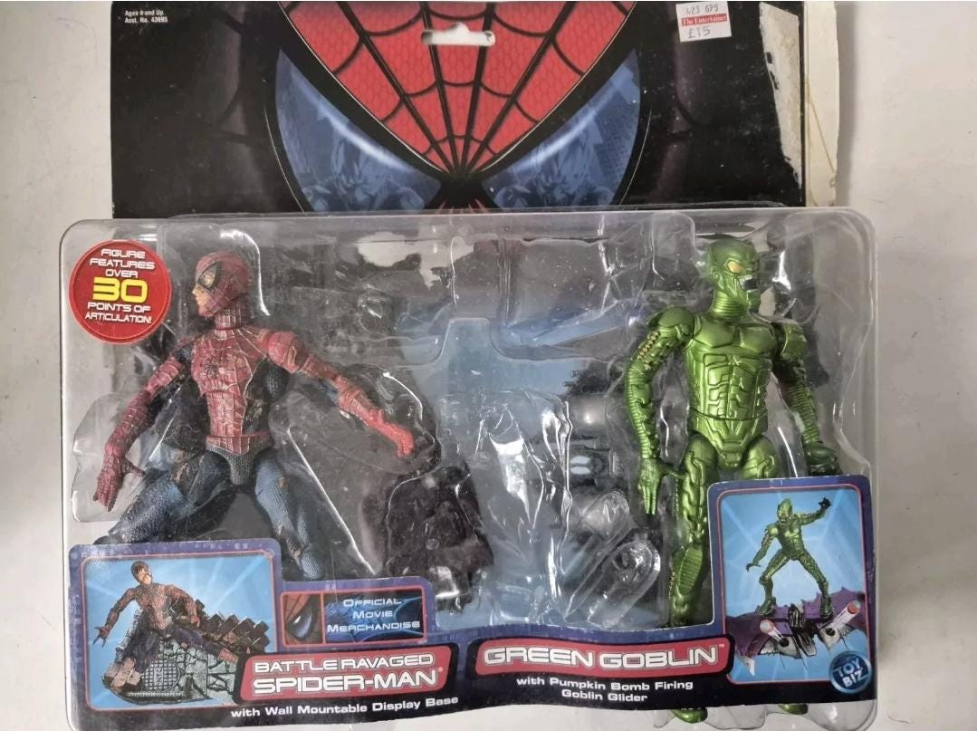 Spiderman Battle Ravaged Spiderman Vs Green Goblin 2001