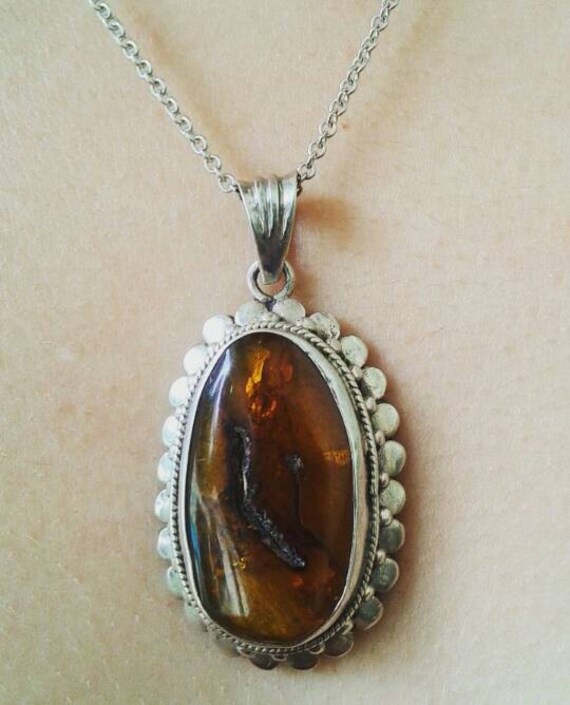 Vintage Amber Mystic Necklace - image 3
