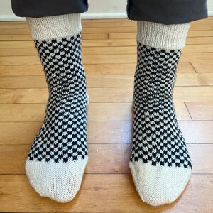PDF PATTERN: Checkered Skate Socks Knitting Pattern // Stranded Colorwork Knitting image 3
