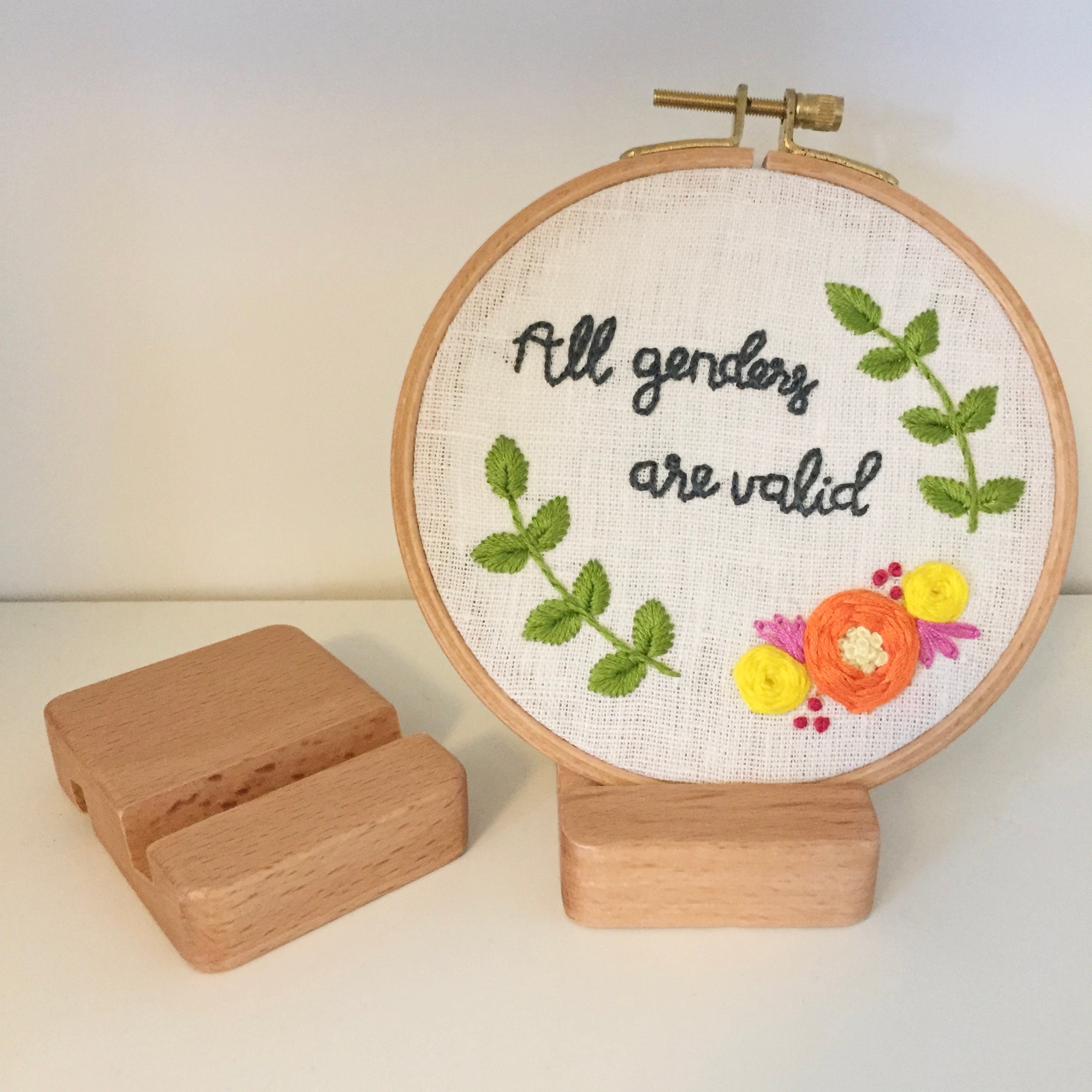 Bloque de exhibición de aro de bordado de madera // Soporte de | Etsy