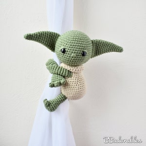 Baby Yda curtain tieback CROCHET PATTERN, right or left Yoda tieback pattern PDF Yoda Abraza Cortinas by BBadorables image 9