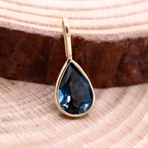 London Blue Topaz Pendant, 14k Yellow Gold Pendant, Gold Jewelry Pendant, London Blue Topaz Gemstone, Personalization Gift