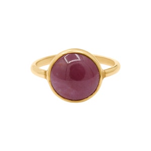 Handgemachter 14k Gelbgold Rubin Ring: Runder Edelstein Statement