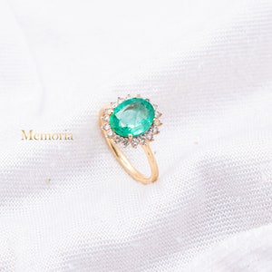 Natural Emerald Ring, Vintage 14k Gold Ring, Green Engagement Ring, Unique Anniversary Ring, Stacking Women Ring, Birthday Gift for her