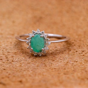Natural Green Emerald Ring, 925 Sterling Silver Ring, Engagement Ring for Women, May Birthstone, Promise Ring, Unique Anniversary Ring Gift