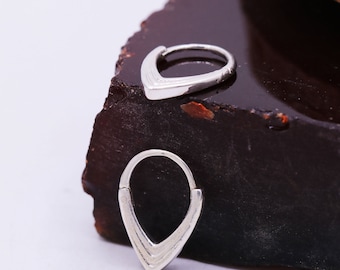 925 Sterling Silver V Shaped Hoop Earring, Triangle Hoop, Huggie Earring, Classic Earrings, Silver Women Hoop, Everyday Earring, Chunky Hoop