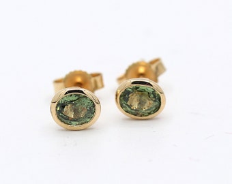 14K Yellow Gold Earring, Green Sapphire Earring Gold, Vintage Earring For Women Gold, Beautiful Oval Shape Earring Gold