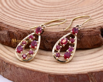Ruby Oval Faceted Gemstone Earring : 14k Yellow Gold
