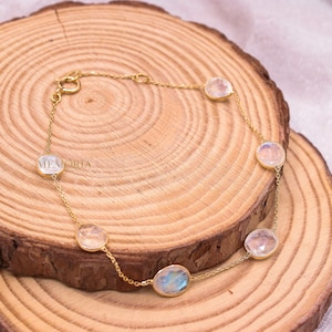 White Rainbow Moonstone Gold Bracelet, 18k Yellow Gold Moonstone Bracelet, Moonstone Jewelry Bracelet, Cable Chain Bracelet, Birthday Gift