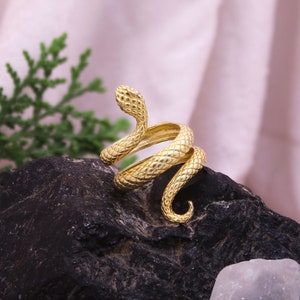 925 Sterling Silver Snake Ring, Silver Snake Ring, Hammered Band Snake Ring, Boho Snake Silver Ring, Statement Snake Ring, For Women Gifts