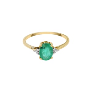 Green Emerald Gemstone Ring, Oval Faceted Gemstone Ring, Diamond Jewelry Ring, 14k Yellow Gold Ring, Statement Ring, Birthday Gift