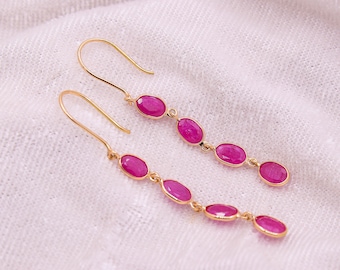 Ruby Gemstone Dangle Earring : 18k Yellow Gold