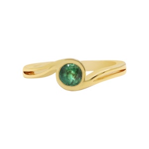 Natural Emerald Ring, 9K Yellow Gold Ring, Green Emerald Gold Ring, Vintage Emerald Ring, Boho Emerald Ring, May Birthstone, Birthday Gift