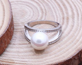 Freshwater Pearl CZ Ring : 925 Sterling Silver