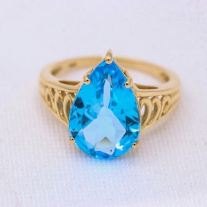 Blue Topaz Gemstone Ring, 14k Yellow Gold Ring, Gold Jewelry Ring, Pear Faceted Gemstone Ring, Topaz Statement Ring, Birthday Gift