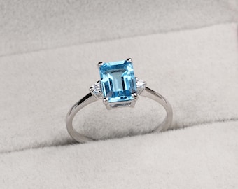 Blue Topaz Gemstone CZ Ring : 925 Sterling Silver