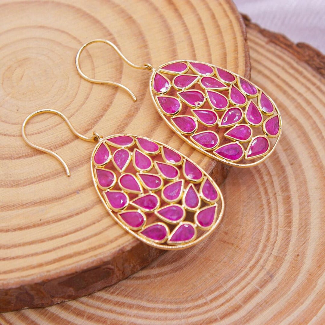 Ruby Red Gemstone Dangle Earring : 18k Yellow Gold - Etsy