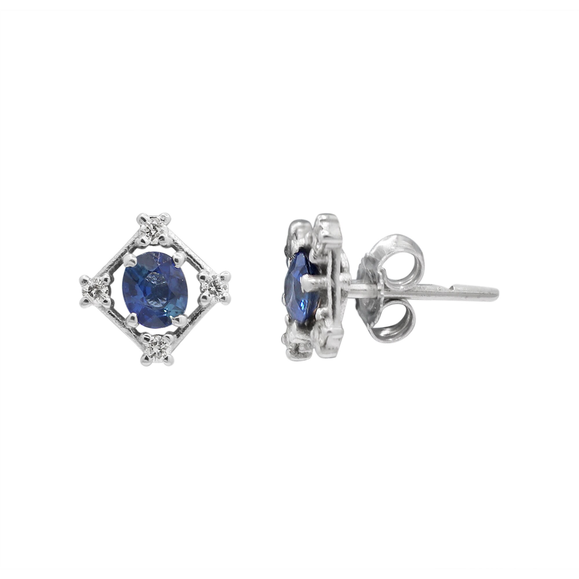 Tansanit Im Herzschliff Mit Diamanten 5 Ct. Ohrstecker 14K Gold