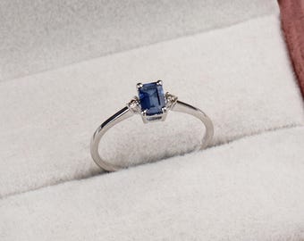 Blue Sapphire 925 Sterling Silver CZ Ring