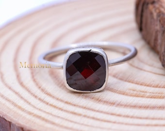 Natural Garnet Cushion Cut Ring: 925 Sterling Silver