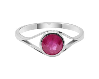 Ruby Gemstone Silver Ring : 925 Sterling Silver