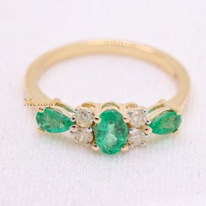 Natural Emerald Ring, 14k Gold Diamond Ring, Three Stone Ring, Minimalist Ring, Promise Ring, Wedding Ring, May Birthstone, Anniversary Gift