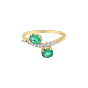 Natural Emerald Ring, Oval Cut Emerald Ring, 18k Yellow Gold Ring, Emerald Diamond Ring, Engagement Emerald Ring, Wedding Emerald Gold Ring